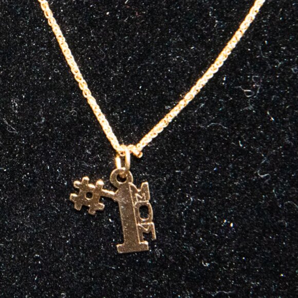 14K Gold Filled "#1 MOM" Pendant on 14K Gold Filled Chain - Picture 1 of 5